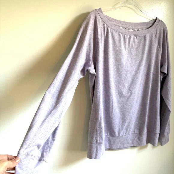 Nike | Women's Oversized Lavender Purple Pullover Boat Neck Sweatshirt Sz L - Picture 4 of 8